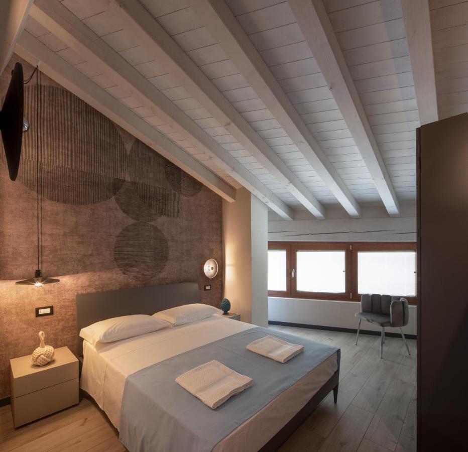 Monte Isola - Decio Rooms Exterior photo